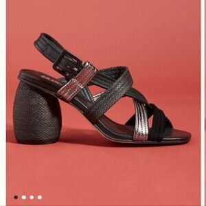 Anthropologie Silent D Fate Sandals size 40 US 10